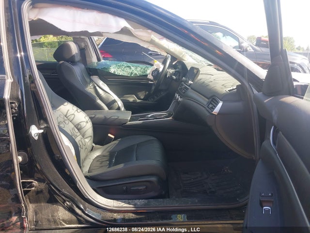 1HGCV2F98MA800546 Honda Accord Touring 2.0t