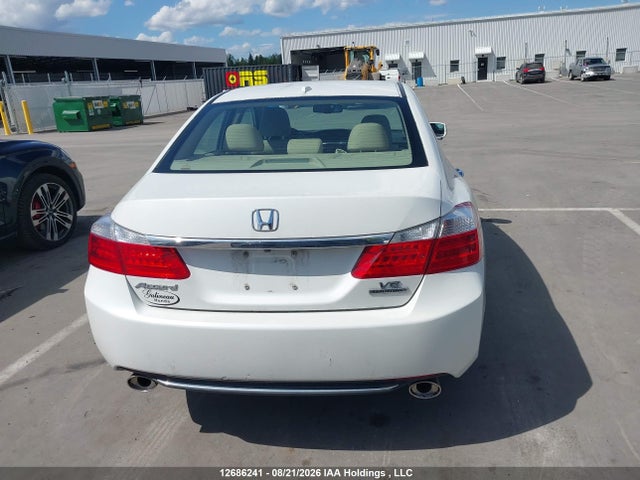 1HGCR3F91EA800531 Honda Accord Touring V6