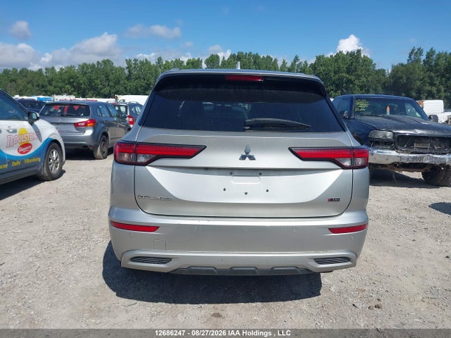 Mitsubishi Outlander 2022 JA4J4VA80NZ618894 Image 16