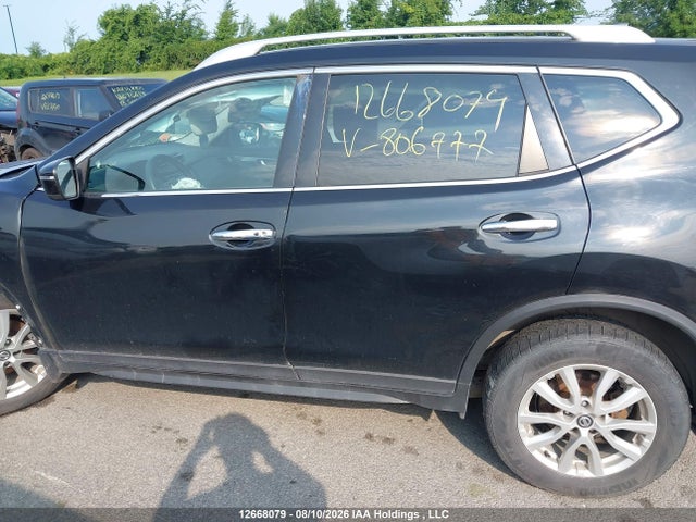 5N1AT2MV0HC806777 Nissan Rogue S/sl Platinum/sv