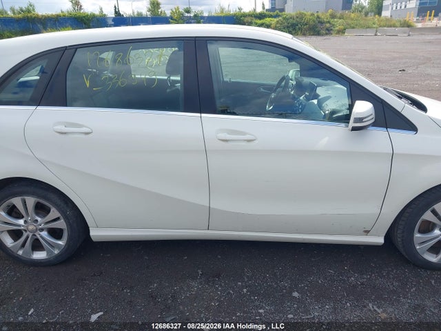 Mercedes-Benz B250 2015 WDDMH4EB6FJ336949 Image 13