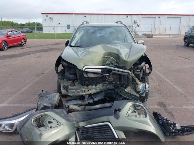 JF2SKEGC5KH431388 Subaru Forester Premium