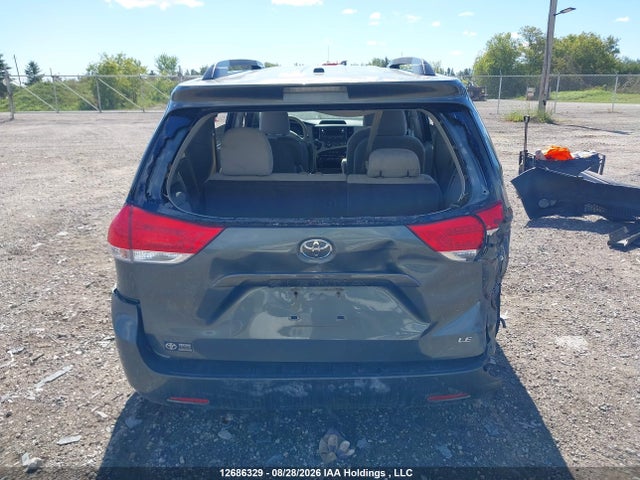 Toyota Sienna Le 8 Passenger 2014 5TDKK3DC6ES504503 Image 17