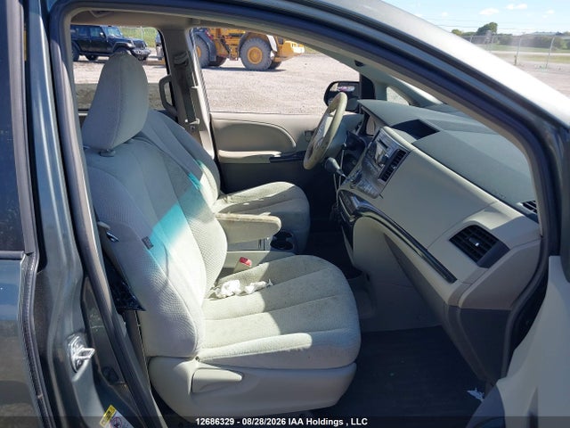 Toyota Sienna Le 8 Passenger 2014 5TDKK3DC6ES504503 Image 5