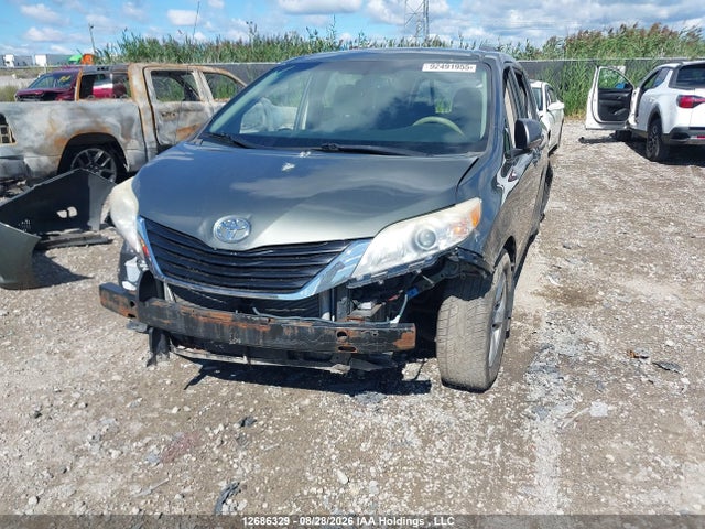 Toyota Sienna Le 8 Passenger 2014 5TDKK3DC6ES504503 Image 6