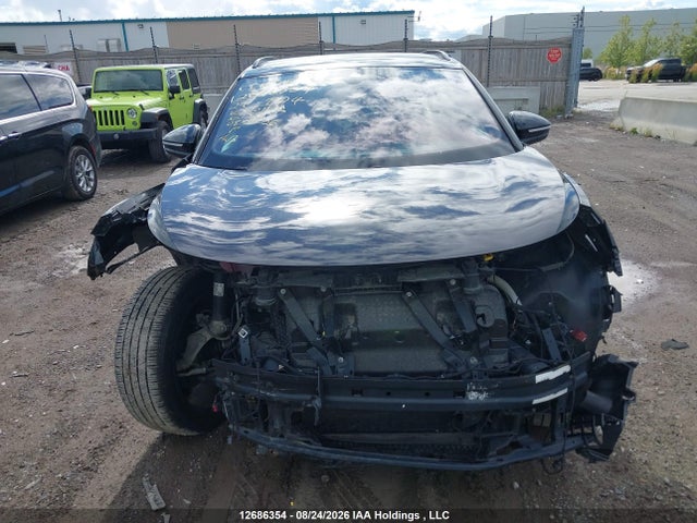 2024 Volkswagen Id.4 Pro მანქანა იყიდება აუქციონზე, vin: 1V27SPE81RC001412, აუქციონის ნომერი: 12686354