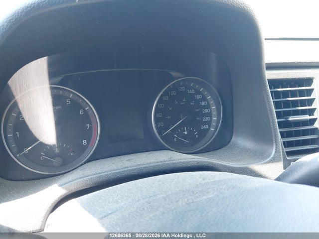 KMHD84LF2JU551988 Hyundai ELANTRA GL