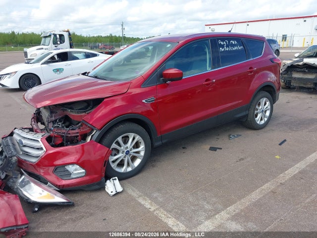 Ford ESCAPE SE 2019 1FMCU9GD0KUC40252 Image 2