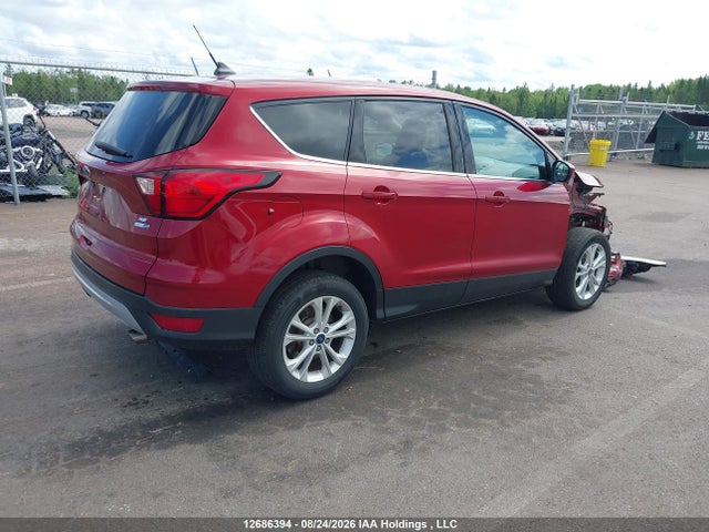 Ford ESCAPE SE 2019 1FMCU9GD0KUC40252 Image 4