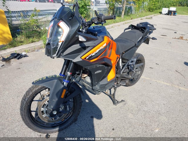 KTM 1290 Super Adventure S 2023 VBKV79407PM973457 Image 2