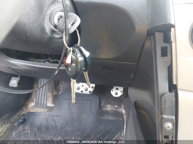 12686442 :رقم المزاد ، 4T1BF3EK5BU617565 vin ، 2011 Toyota Camry Se/le/xle مزاد بيع