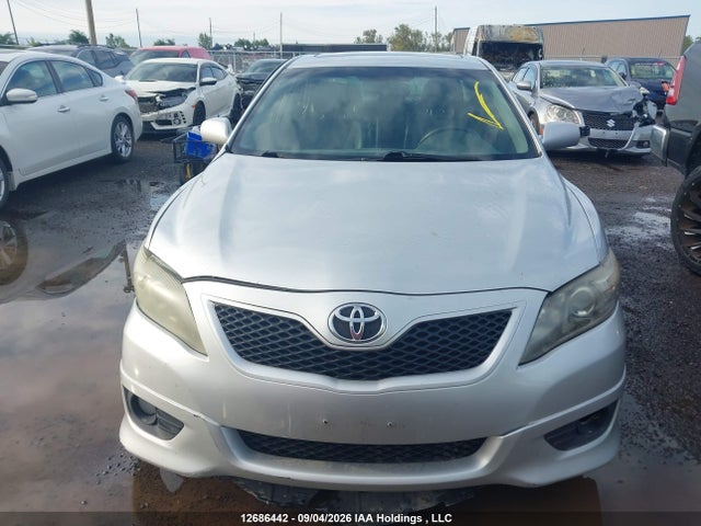 12686442 :رقم المزاد ، 4T1BF3EK5BU617565 vin ، 2011 Toyota Camry Se/le/xle مزاد بيع