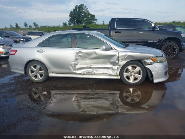 12686442 :رقم المزاد ، 4T1BF3EK5BU617565 vin ، 2011 Toyota Camry Se/le/xle مزاد بيع