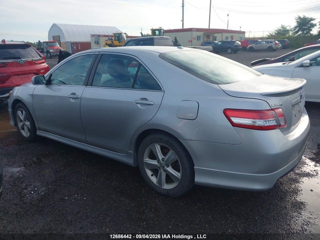 12686442 :رقم المزاد ، 4T1BF3EK5BU617565 vin ، 2011 Toyota Camry Se/le/xle مزاد بيع