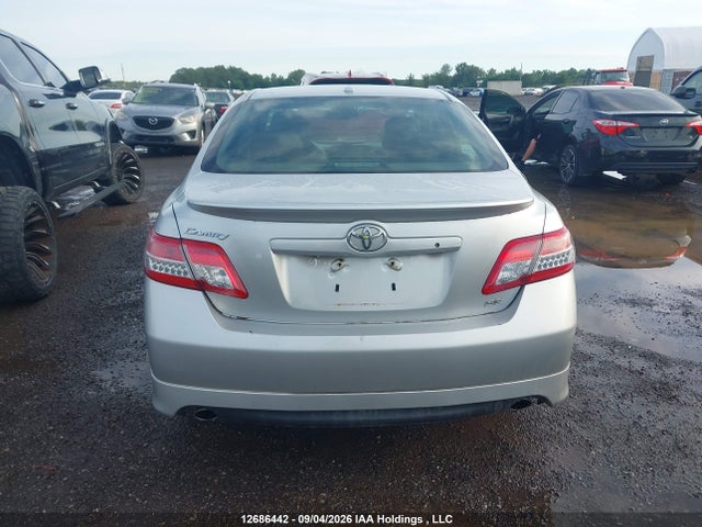 12686442 :رقم المزاد ، 4T1BF3EK5BU617565 vin ، 2011 Toyota Camry Se/le/xle مزاد بيع