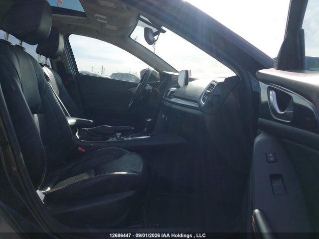 JM1BM1W3XE1151577 Mazda Mazda3 Gt-sky