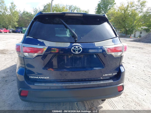 2015 Toyota Highlander Limited/ltd Platinum მანქანა იყიდება აუქციონზე, vin: 5TDDKRFH8FS184655, აუქციონის ნომერი: 12686462