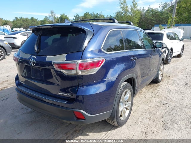 2015 Toyota Highlander Limited/ltd Platinum მანქანა იყიდება აუქციონზე, vin: 5TDDKRFH8FS184655, აუქციონის ნომერი: 12686462