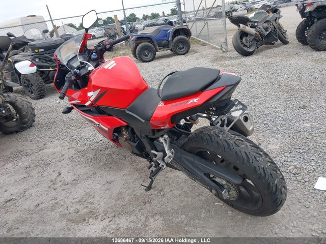 Honda Cbr500 R 2017 MLHPC4441H5400042 Image 3
