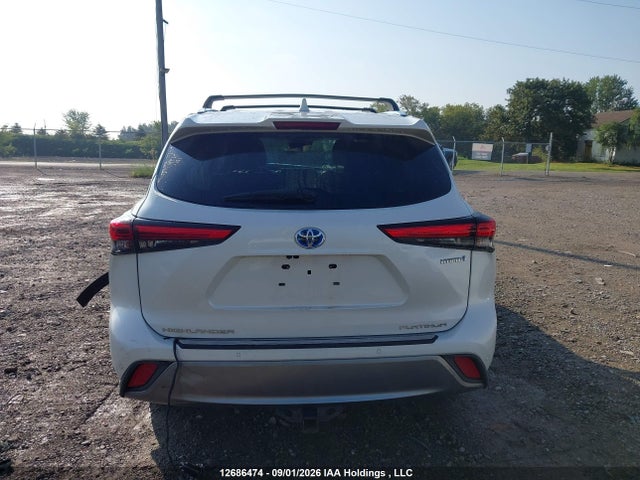 Toyota Highlander Hybrid Limited 2021 5TDEBRCH9MS051635 Image 15
