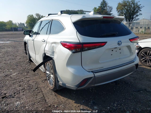 Toyota Highlander Hybrid Limited 2021 5TDEBRCH9MS051635 Image 3