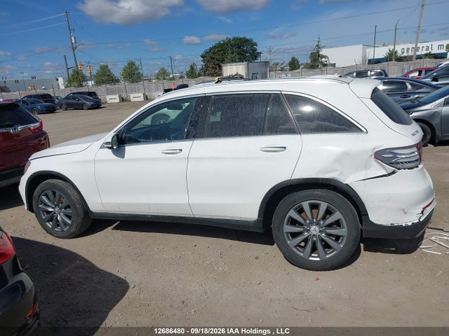 2019 Mercedes-benz Glc 300 4matic მანქანა იყიდება აუქციონზე, vin: WDC0G4KBXKV118235, აუქციონის ნომერი: 12686480