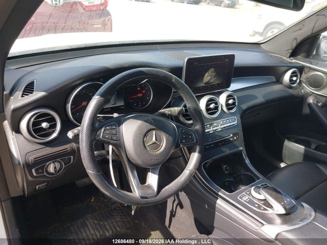 2019 Mercedes-benz Glc 300 4matic მანქანა იყიდება აუქციონზე, vin: WDC0G4KBXKV118235, აუქციონის ნომერი: 12686480