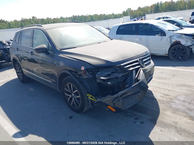 Auction sale of the 2018 Volkswagen Tiguan Comfortline, vin: 3VV2B7AXXJM057376, lot number: 12686490
