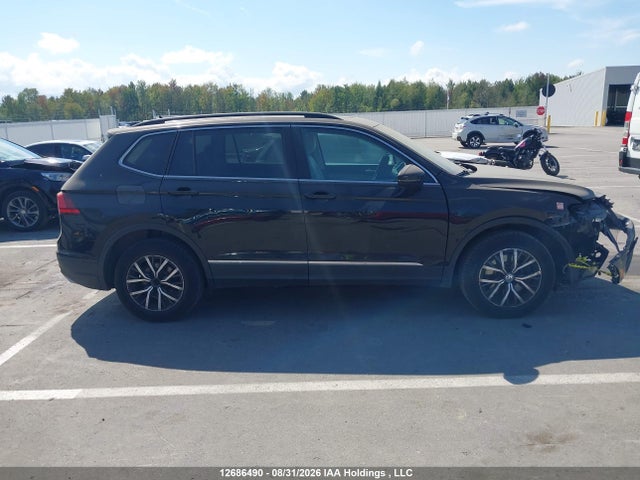 12686490 :رقم المزاد ، 3VV2B7AXXJM057376 vin ، 2018 Volkswagen Tiguan Comfortline مزاد بيع