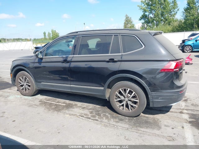 12686490 :رقم المزاد ، 3VV2B7AXXJM057376 vin ، 2018 Volkswagen Tiguan Comfortline مزاد بيع