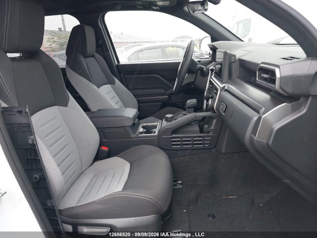 Продаж на аукціоні авто 2026 Toyota 4runner, vin: JTEVA5BR8T5122393, номер лоту: 12686520