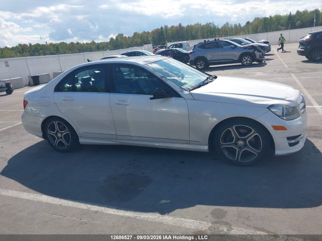 Продаж на аукціоні авто 2012 Mercedes-benz C 300 4matic, vin: WDDGF8BB1CF891188, номер лоту: 12686527