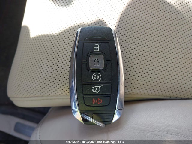5LMJJ2LT0KEL15107 Lincoln Navigator Reserve