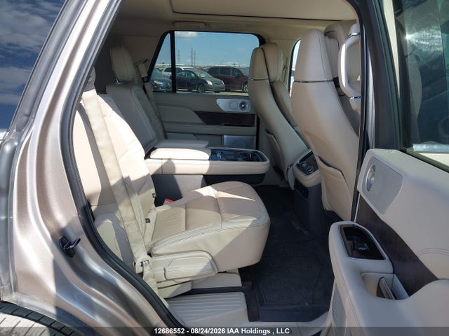 5LMJJ2LT0KEL15107 Lincoln Navigator Reserve