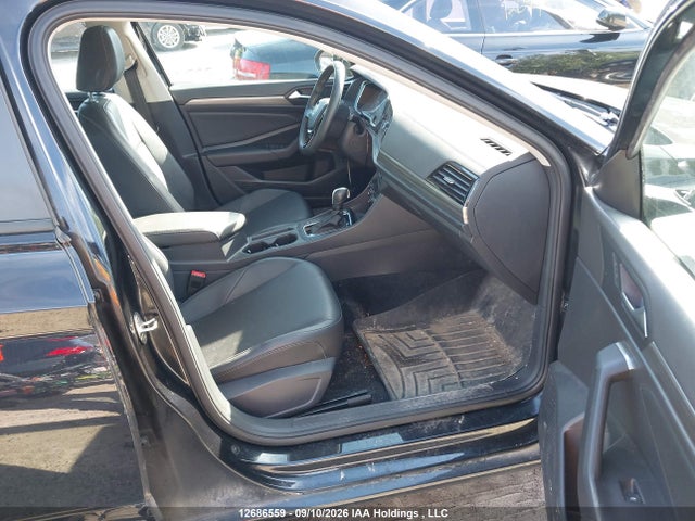 2020 Volkswagen Jetta Highline მანქანა იყიდება აუქციონზე, vin: 3VWEB7BU7LM029714, აუქციონის ნომერი: 12686559