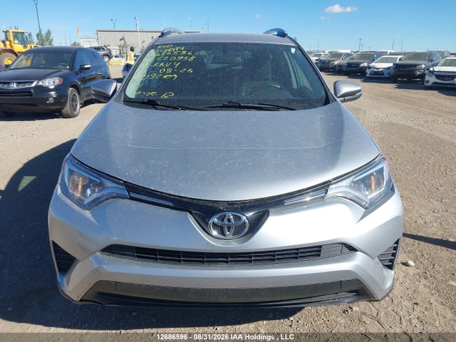 12686596 :رقم المزاد ، 2T3BFREV5GW520958 vin ، 2016 Toyota Rav4 Le مزاد بيع
