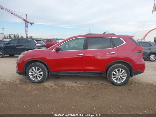 12686605 :رقم المزاد ، 5N1AT2MV4HC804076 vin ، 2017 Nissan Rogue S/sl Platinum/sv مزاد بيع