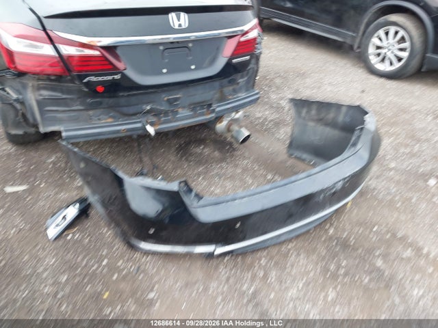 12686614 :رقم المزاد ، 1HGCR2F04HA810969 vin ، 2017 Honda Accord Touring مزاد بيع