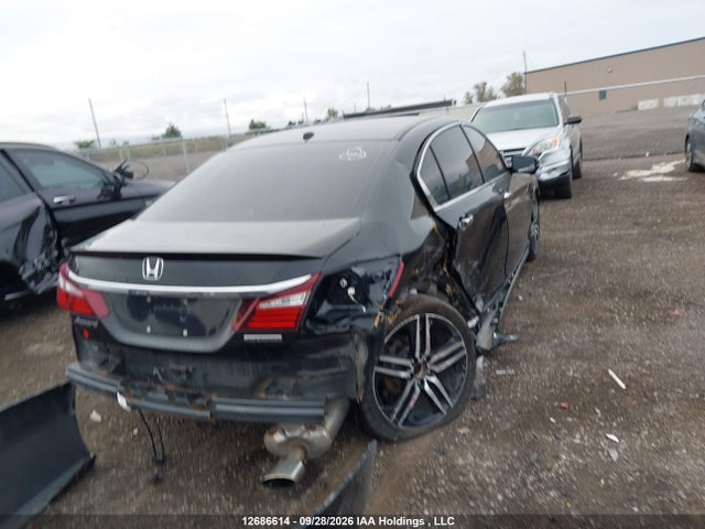 12686614 :رقم المزاد ، 1HGCR2F04HA810969 vin ، 2017 Honda Accord Touring مزاد بيع