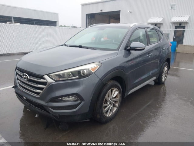 12686631 :رقم المزاد ، KM8J33A42JU599858 vin ، 2018 Hyundai Tucson Premium 2.0l مزاد بيع