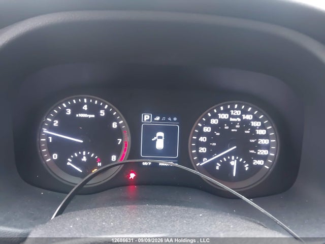 12686631 :رقم المزاد ، KM8J33A42JU599858 vin ، 2018 Hyundai Tucson Premium 2.0l مزاد بيع