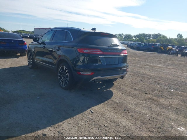 Lincoln MKC 2019 5LMTJ3DH9KUL29201 Image 3