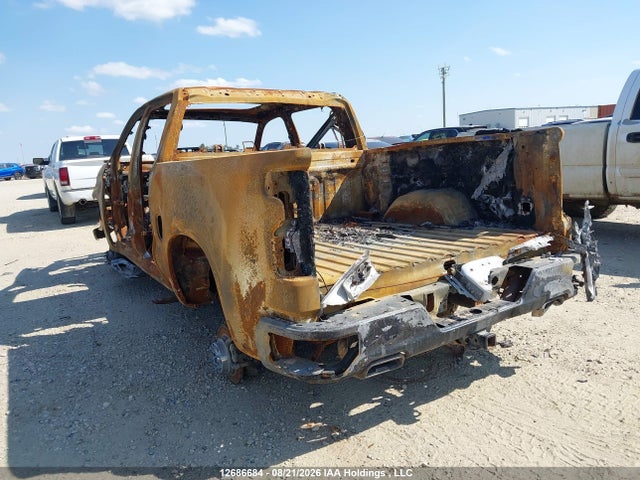 Продаж на аукціоні авто 2021 Chevrolet Silverado 1500, vin: 1GCUYEEL2MZ105263, номер лоту: 12686684
