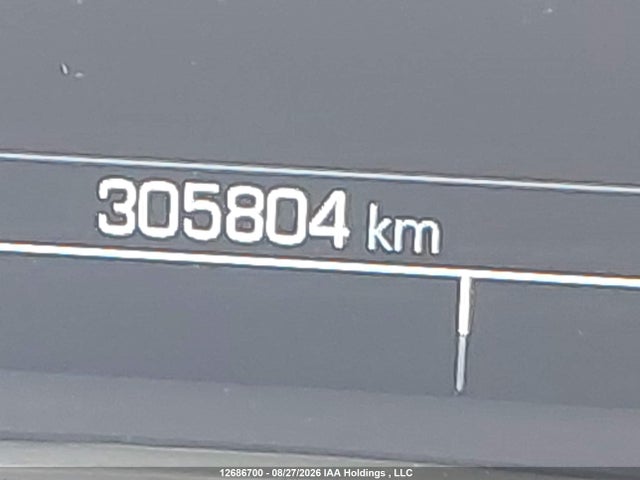 3GNAXXEU8JL295557 Chevrolet Equinox Premier