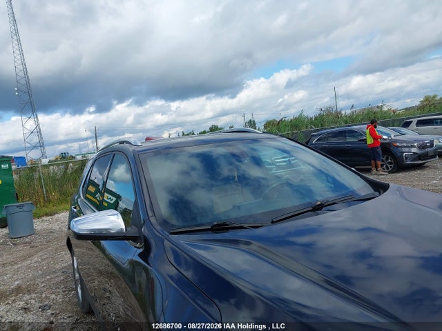 3GNAXXEU8JL295557 Chevrolet Equinox Premier