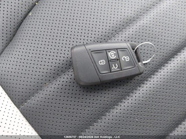 Volkswagen Taos Highline 2025 3VV4C7B29SM028445 Image 11