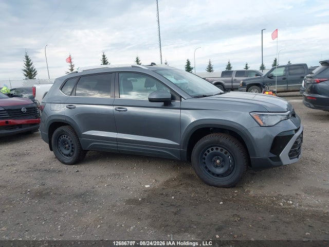 Volkswagen Taos Highline 2025 3VV4C7B29SM028445 Image 13