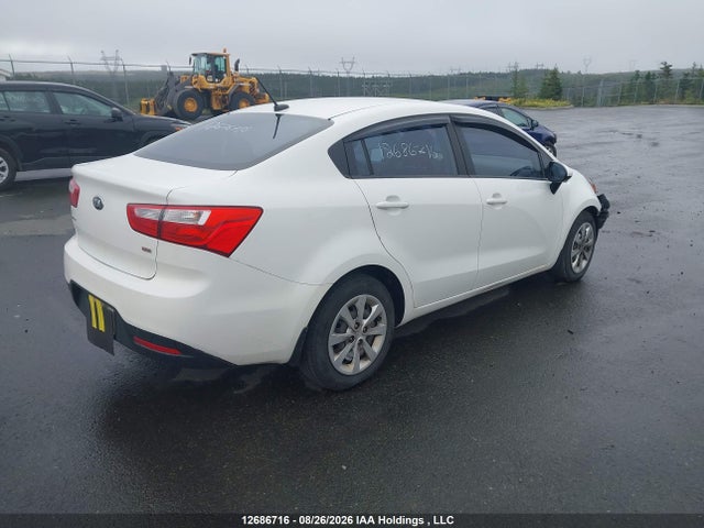 KIA RIO LX 2015 KNADM4A39F6441781 Image 4