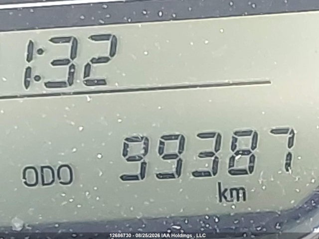 VNKKTUD39HA072338 Toyota YARIS LE