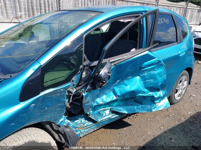 Honda FIT LX 2014 LUCGE8H54E3004682 Image 6